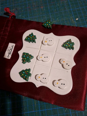 Clay tic-tac-toe new, handmade with acrylic paint