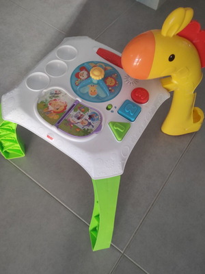 Fisher Price τραπέζι δραστηριοτήτων μεταχειρισμένο, λειτουργικό
