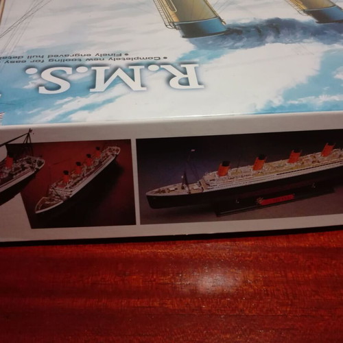 R.M.S Titanic 1:400 model used, scale model