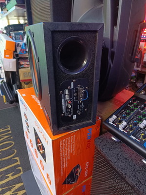Αυτοενισχυόμενο Subwoofer Αυτοκινήτου 10" 200W RMS με Ενσύρματο Χειριστήριο καινούργιο