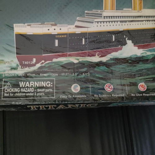 3D Puzzle Titanic CubicFun T4012h like new, 35 pieces
