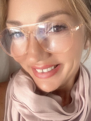 Aviator presbyopia reading glasses, modern transparent unisex