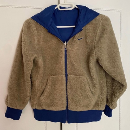 Nike kids double face jacket size medium like new