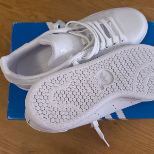 Adidas Stan Smith unisex white sneakers size 39-39.5