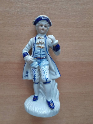 Decorative figurine bibelot new with man in period clothes