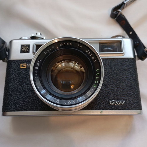 Yashica Electro 35 GSN vintage 35mm camera with original case used