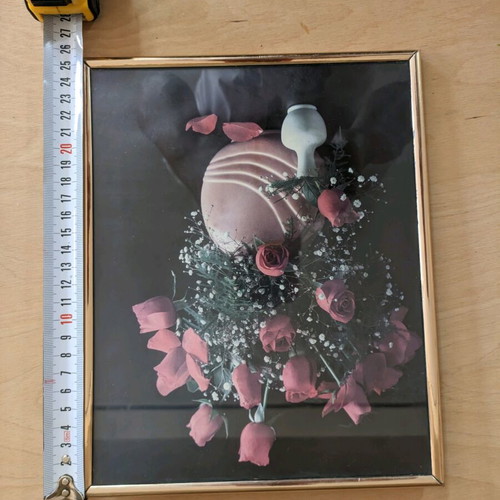 Picture frame with glass like new, vase with roses