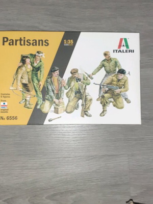 Italeri Partisans φιγούρες κλίμακα 1:35 καινούργιο, σετ 6 τεμαχίων