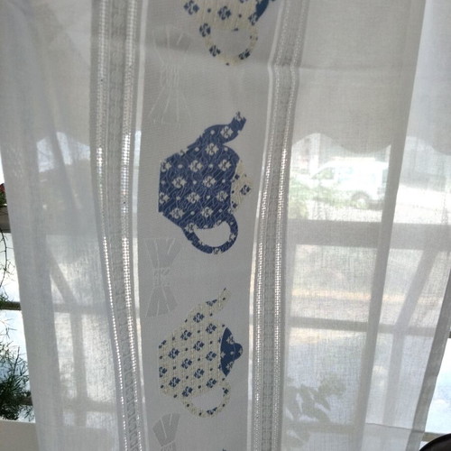 Vintage table runner with blue teapot pattern, brand new 42x120 cm