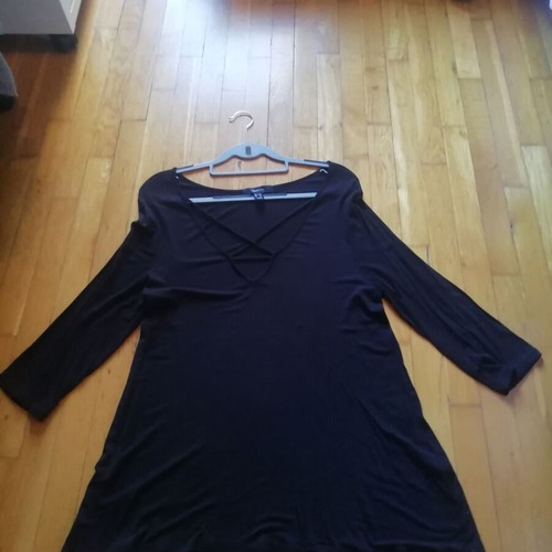 Forever 21+ μαύρη μπλούζα V-neck criss-cross size 0X σαν καινούργιο