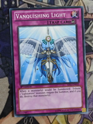 Vanquishing Light Trap Card σαν καινούργιο