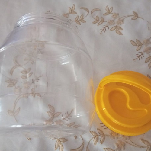 Honey jar