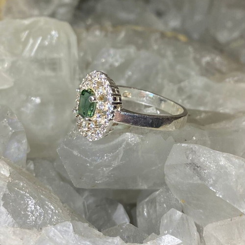 Silver ring with natural emerald and moissanite, new