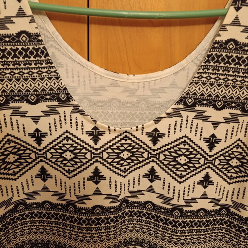 Dress H&M Divided with black and white ethnic geometric pattern like new