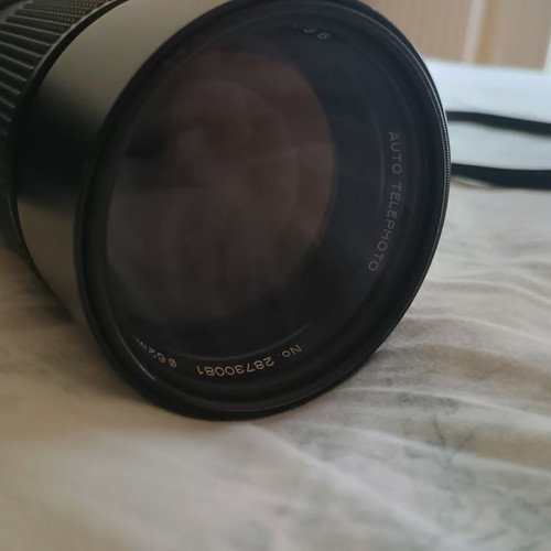 Vivitar 85-205mm f/3.8 Telephoto Lens with Minolta MD Mount like new