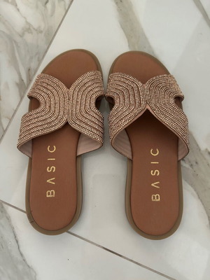 Slippers size 36 new, brown