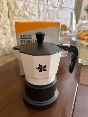 Coffee Island coffee maker brand new, ideal for homemade espresso