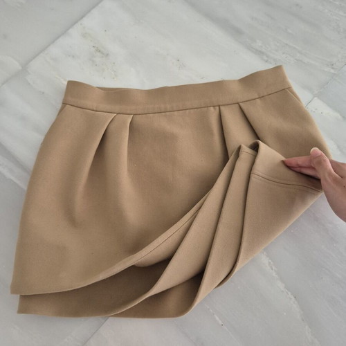 Maje mini skirt size S like new, beige, viscose balloon effect