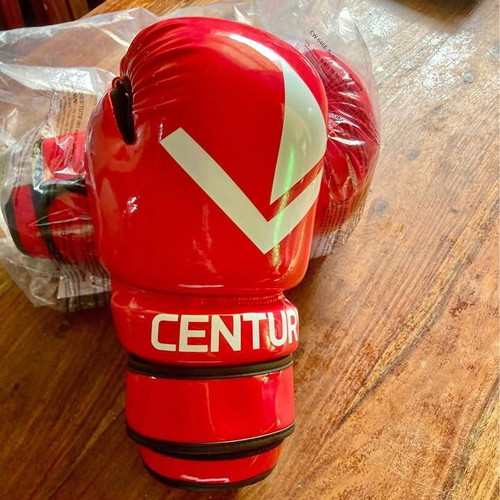 Century Kick-boxing Point Fighting Gloves new