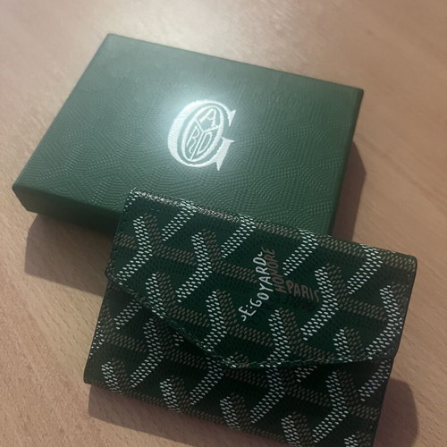 Goyard Wallet like new, green