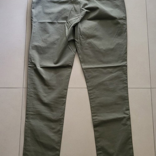 Khaki women's pants like new, size M-L-XL, made in Italy