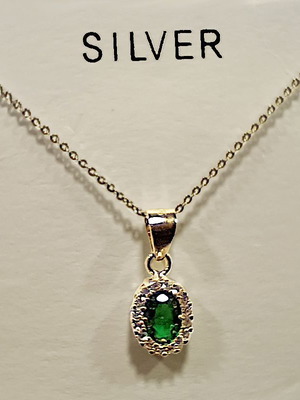 Ασημένιο κολιέ Emerald Spark με πράσινο ζιργκόν 6x4mm και αλυσίδα 925 καινούργιο
