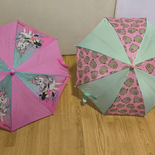 Children's umbrellas like new, licensed Disney and Pushen, set of two