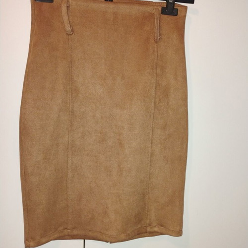 Women's trench coat with suede texture new, camel color, size L with midi skirt gift