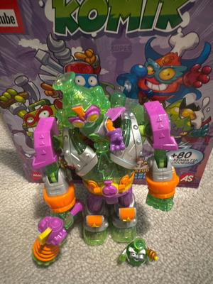 SuperZings set used with Kazoom Kids robot and figures