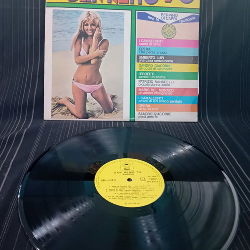 Festival San Remo '76 vinyl used in good condition