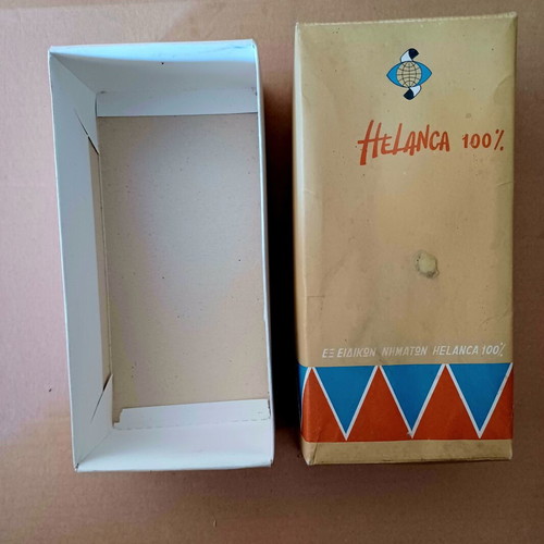 Vintage Sfaira hosiery box with 100% Helanca yarn