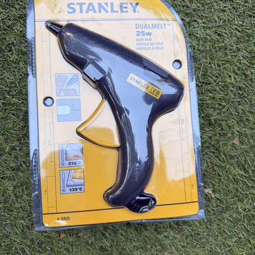 Πιστόλι θερμής κόλλας Stanley DualMelt 25W καινούριο