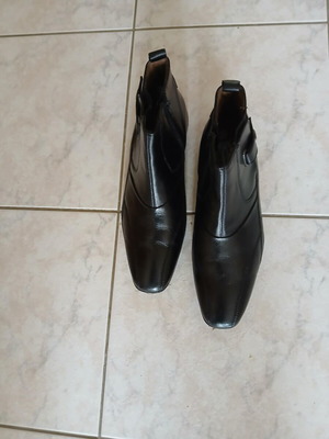 Men's leather ankle boots new, black, size 44.5