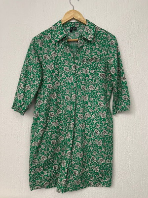 Green floral shirt dress Vero Moda like new