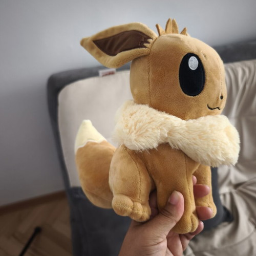 Pokémon Eevee plush toy like new, original collectible
