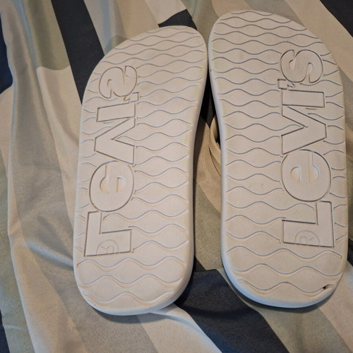 Levi's men's flip flops, medium size 42, black and white