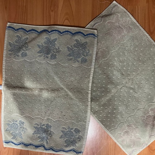 Hand towel set like new