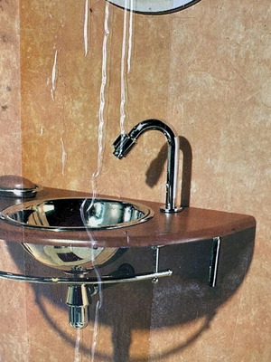Plieger Bologna Wall-Mounted Sink like new, wooden countertop, stainless basin