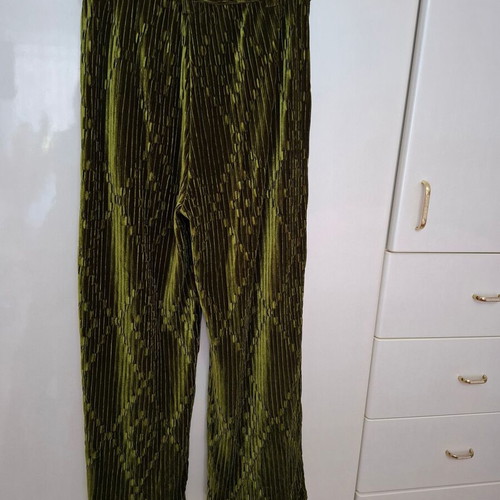 Velvet olive pants and matching corset Nidodileda