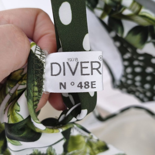 Diver bikini set like new, tropical and polka dot pattern, size 48E