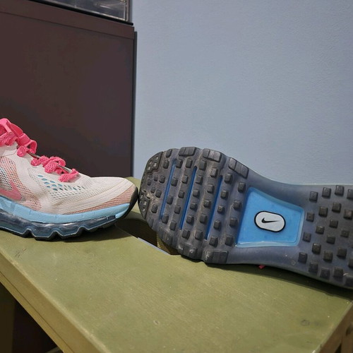 Nike Airmax 2014 athletic shoes like new, size 36.5, white and pink