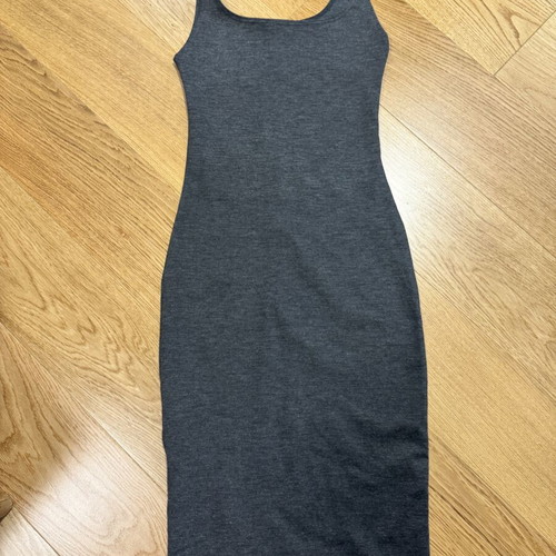 Zara fitted summer dresses set of 2, gray, like new, size 26