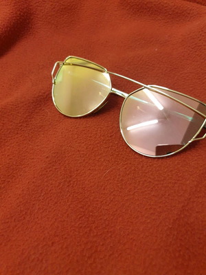 Cat Eye Sunglasses Mirror Pink Gold Like New