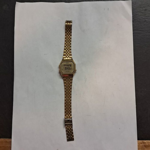Γυναικείο ψηφιακό ρολόι Casio