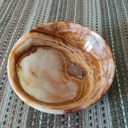 Alabaster bowl, diameter 12.5 cm, height 4 cm