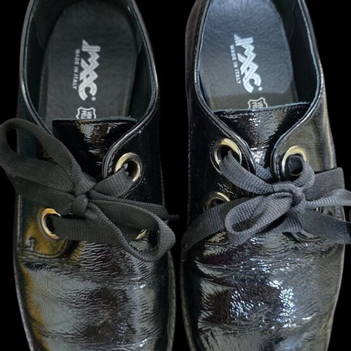 Anatomical shoes black leather patent no38 used