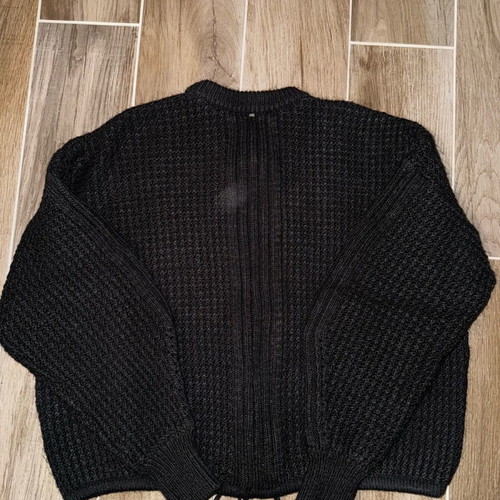 Zini sweater like new, thick, black, one size