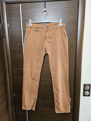 Prince Oliver men's pants new, size 32, cinnamon color