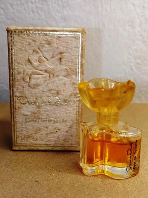 Vintage συλλεκτικό άρωμα Oscar de la Renta 4 ml σαν καινούργιο με κουτί