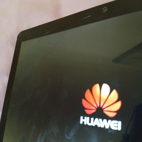 Huawei tablet 16GB used with cracked screen and Micro USB